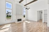 409 Garrett Way - Photo 5