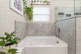1005 Tippit - Photo 32