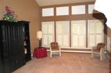 708 Carriage Way - Photo 10