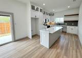 1401 Clark Street - Photo 7