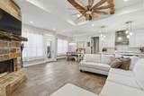 1103 Pioneer Crossing - Photo 8