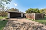 905 Colonial - Photo 25