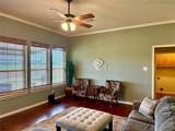 124 Joyce Street - Photo 9