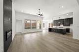 748 Brozgold Avenue - Photo 4