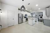 4500 Lakeside Hollow Street - Photo 16