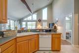 922 Lakeview Drive - Photo 14