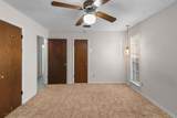 504 Yale Place - Photo 17
