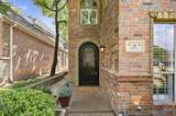18 Jamie Court - Photo 5