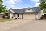 208 Oak Lane - Photo 1