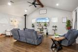 208 Oak Lane - Photo 8