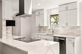 921 Bromwich Street - Photo 11