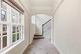 555 Waterloo Drive - Photo 4