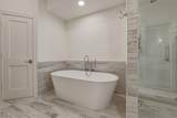 7 Royal Terrace - Photo 19