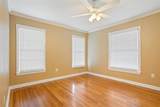 3108 Lyle Avenue - Photo 18