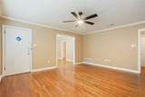 3108 Lyle Avenue - Photo 4