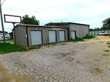 1401 Neches Street - Photo 1
