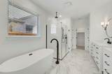 1009 Ashcroft Lane - Photo 18