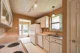1133 Stapleton Lane - Photo 10