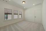 2021 Mack Avenue - Photo 30