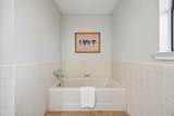 9734 Queenswood Lane - Photo 26
