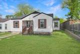 1203 Avenue F - Photo 3
