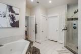 2309 Mistletoe Avenue - Photo 24