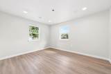 247 Wells Street - Photo 15