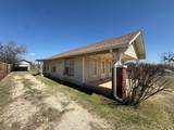 618 12th - Photo 3
