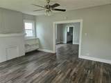 2523 Sanger Avenue - Photo 3