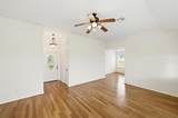 106 Joyce Street - Photo 8