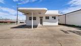 201 Pecan Street - Photo 12