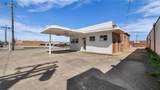 201 Pecan Street - Photo 2