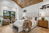 6915 Middle Cove Drive - Photo 13