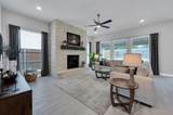 922 Cardinal Drive - Photo 2