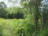 00 Cr 106 - Photo 3