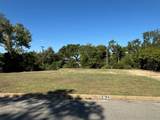 1623 Oak Knoll Street - Photo 3