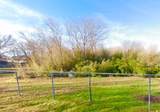 417 Diamond Avenue - Photo 2