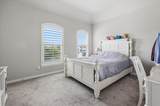 725 Rosewood Place - Photo 34