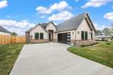 806 Avenue E - Photo 2