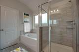3121 Patrinia Street - Photo 5