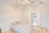 9504 Rodeo Drive - Photo 17