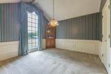 9900 Oak Ridge Circle - Photo 10