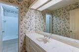 9900 Oak Ridge Circle - Photo 17