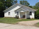 902 Thompson - Photo 1