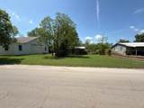 902 Thompson - Photo 3