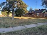 901 Oak Avenue - Photo 2