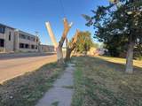 901 Oak Avenue - Photo 5