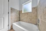 305 Pemberton Street - Photo 14