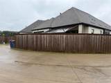 12513 Royal Oaks Lane - Photo 32