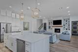 1028 Horizon Hill Drive - Photo 11